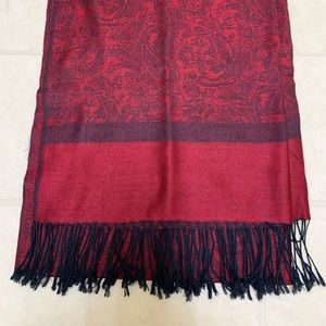 Red and black pashmina scarf